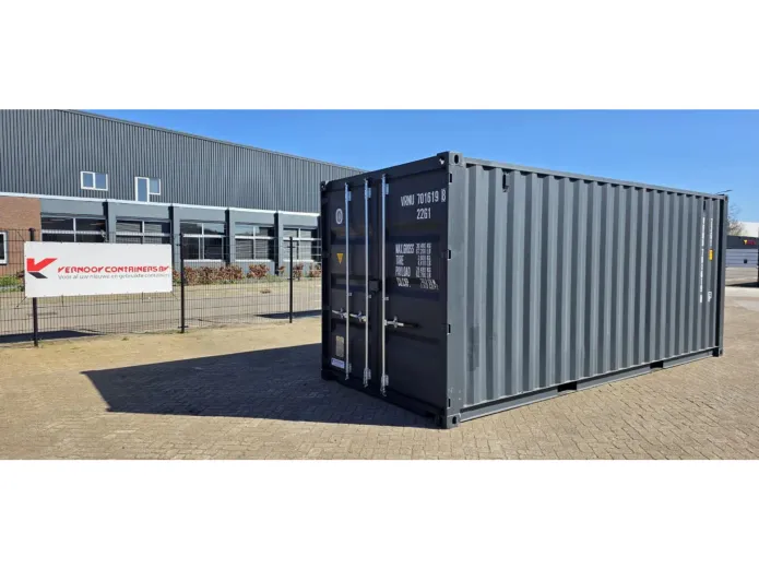 Vernooy Zeecontainer 701619