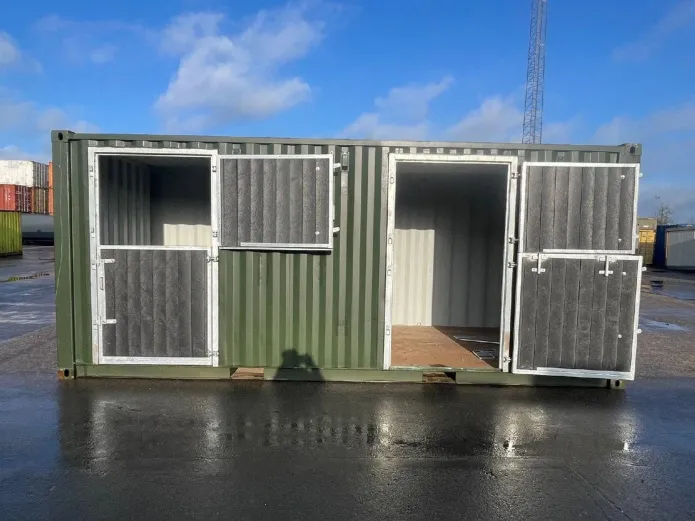 Vernooy 20ft 8.6 PAARDENBOX CONTAINER 104090