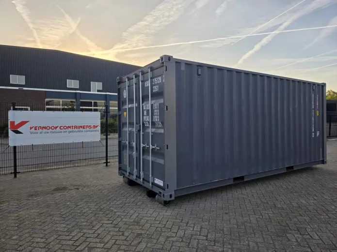 Vernooy 20FT 8.6 NIEUW / ONE WAY MET SLEDE