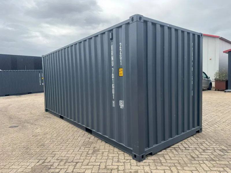 VERNOOY 20FT 8.6 zeecontainer 701603 - Nieuw in de verkoop: 20FT zeecontainers van topkwaliteit! Direct uit voorraad leverbaar – ideaal voor opslag of transport. ✔ Gloednieuw (2025). ✔ Gemaakt van duurzaam Corten staal. ✔ Lockbox. ✔ CSC-gecertificeerd – klaar voor internationaal vervoer. ✔ Levering door heel Nederland én Europa. ✔ Optioneel met stevig slot. Neem vandaag nog contact op en verzeker jezelf van een betrouwbare container! #ZEECONTAINER #20FT #NIEUW